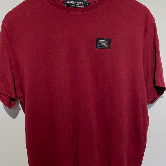 Monastery Couture Men's Red Cotton Crew Neck Short Sleeve T-Shirt Size Large - Picture 1 of 8